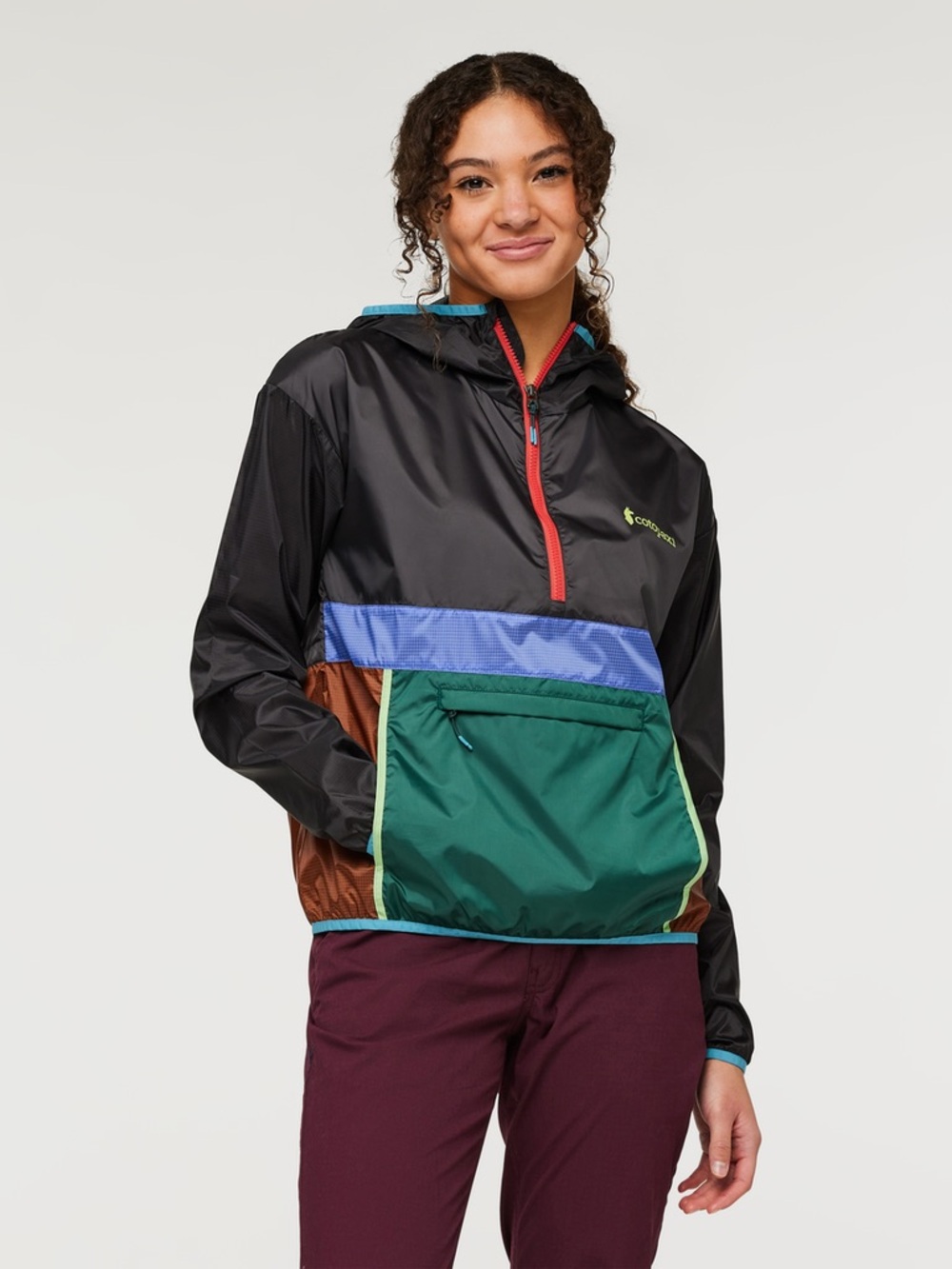 cotopaxi Women's teca windbreaker - Black, Green, Blue